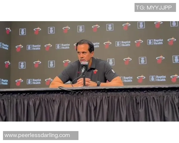 哈克斯点赞绝杀战术：布置精妙执行到位