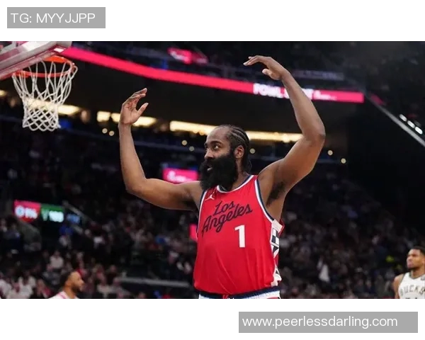 哈登巅峰期仍在，首节砍27分，追平快船队单节得分纪录